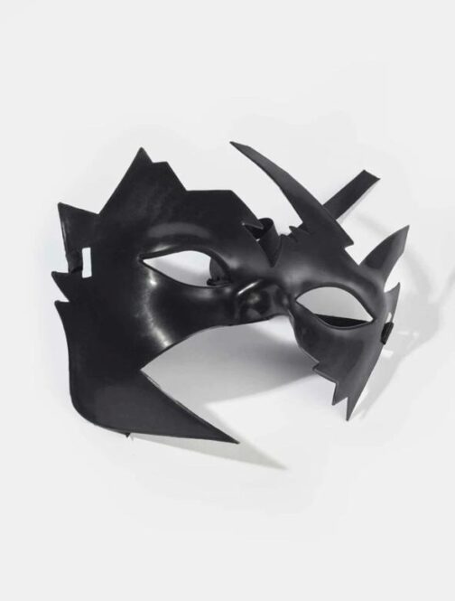 🎃💀Complete your look at your Halloween party with this realistic mask. 👻 Step into the night with our captivating Halloween Eye Mask! Designed exclusively for adults, this mask adds an enigmatic charm to your costume, perfect for any spooky soirée or haunted gathering.